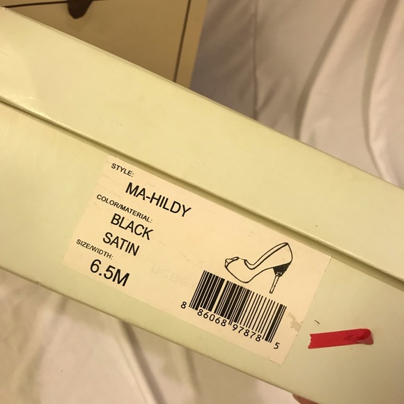 BCBG Max Azria heels - Picture 8 of 8